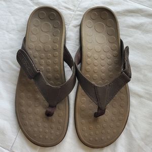 Vionoc orthotic flips